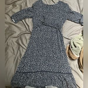 Maternity dress size Medium